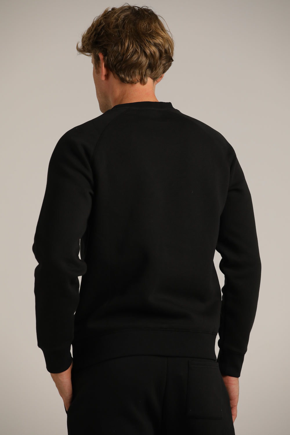 סווטשירט בגזרת רגלן עם לוגו | קנת קול