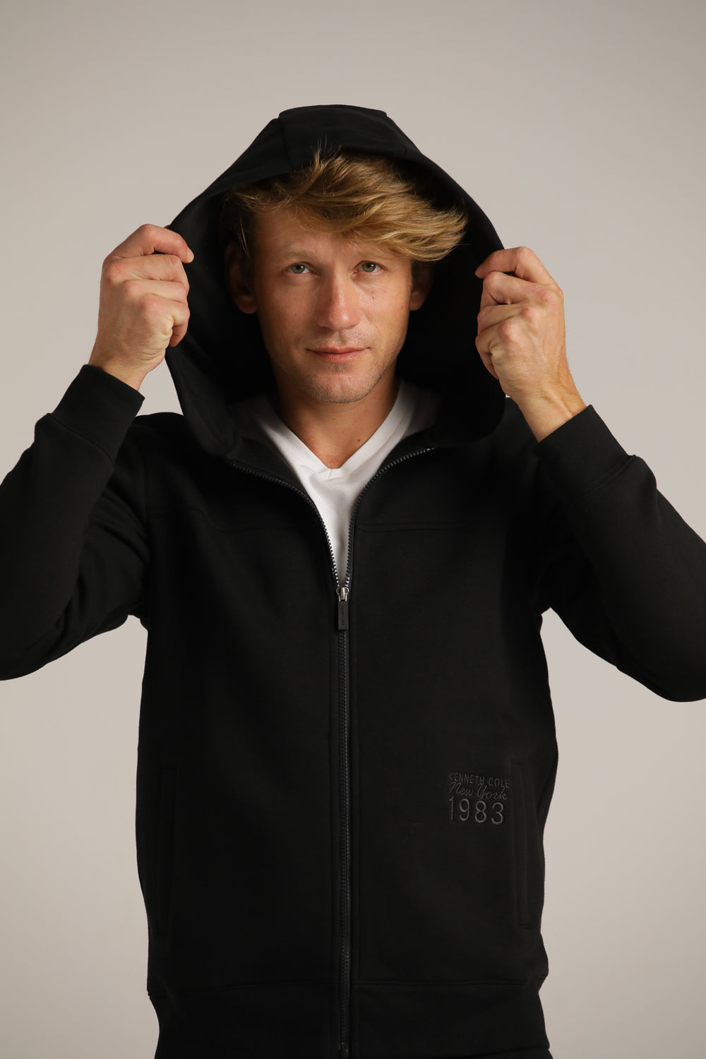 סווטשירט קפוצ'ון לגברים | קנת קול