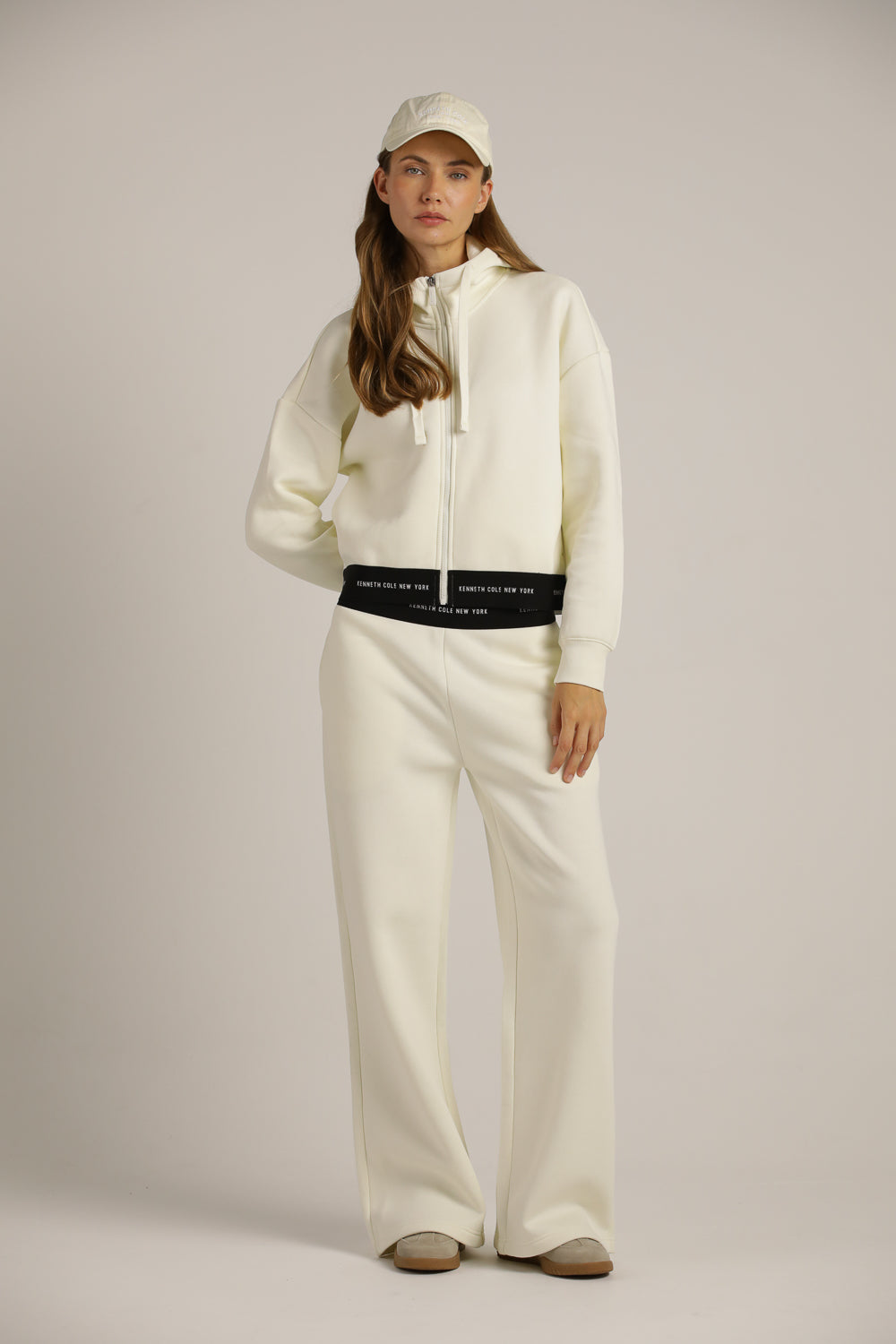 ג'קט עם סיומת גומי ממותגת | קנת קול