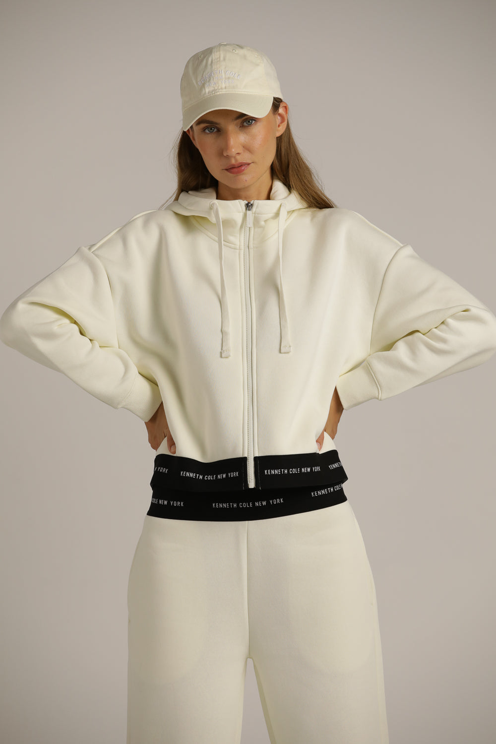 ג'קט עם סיומת גומי ממותגת | קנת קול