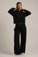 ג'קט עם סיומת גומי ממותגת | קנת קול