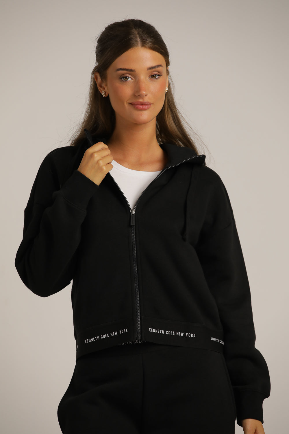 ג'קט עם סיומת גומי ממותגת | קנת קול