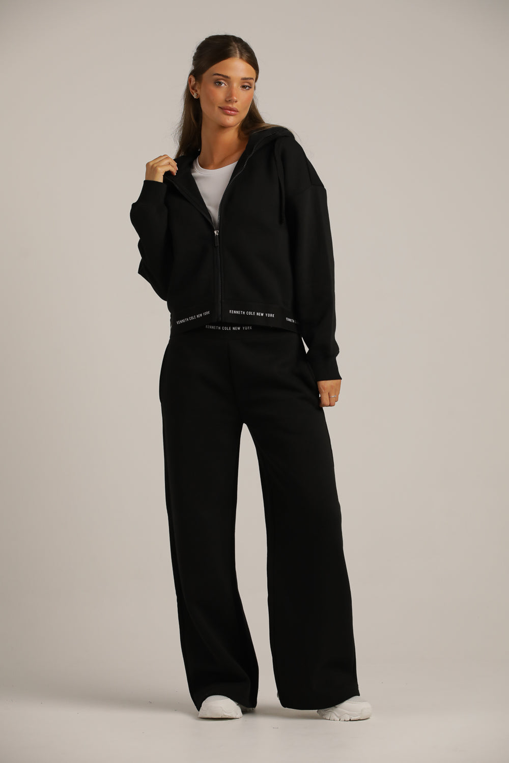 מכנסי טרנינג בגזרה רחבה | קנת קול