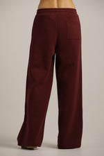 מכנסי טרנינג רחבים | קנת קול