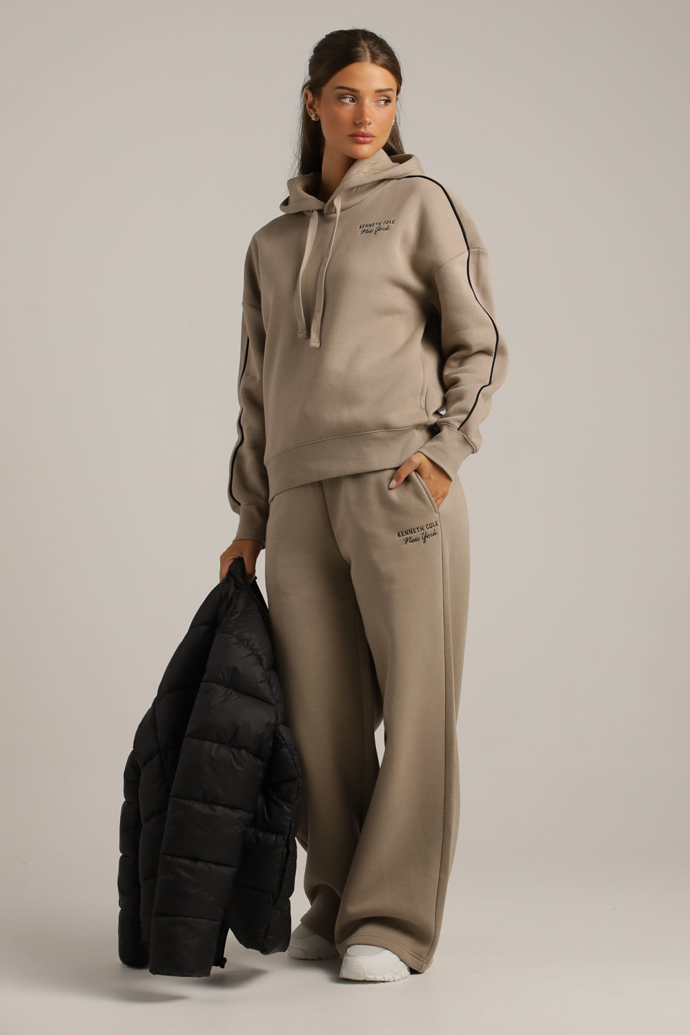 מכנסי טרנינג רחבים | קנת קול