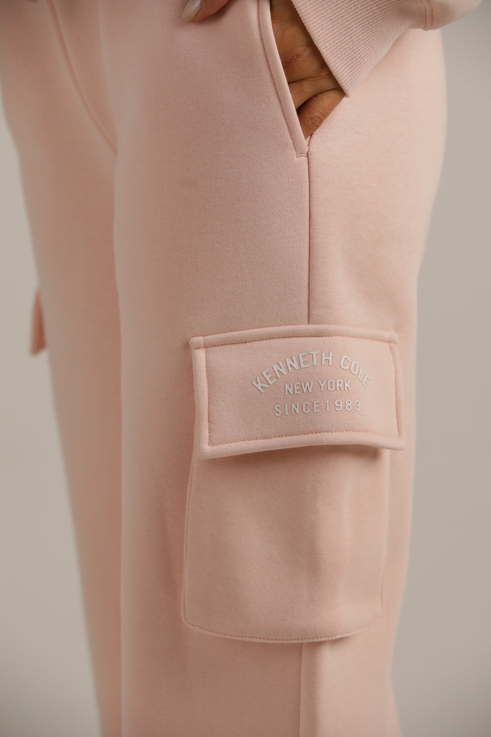 מכנסיים ארוכים עם כיסים בצדדים | קנת קול