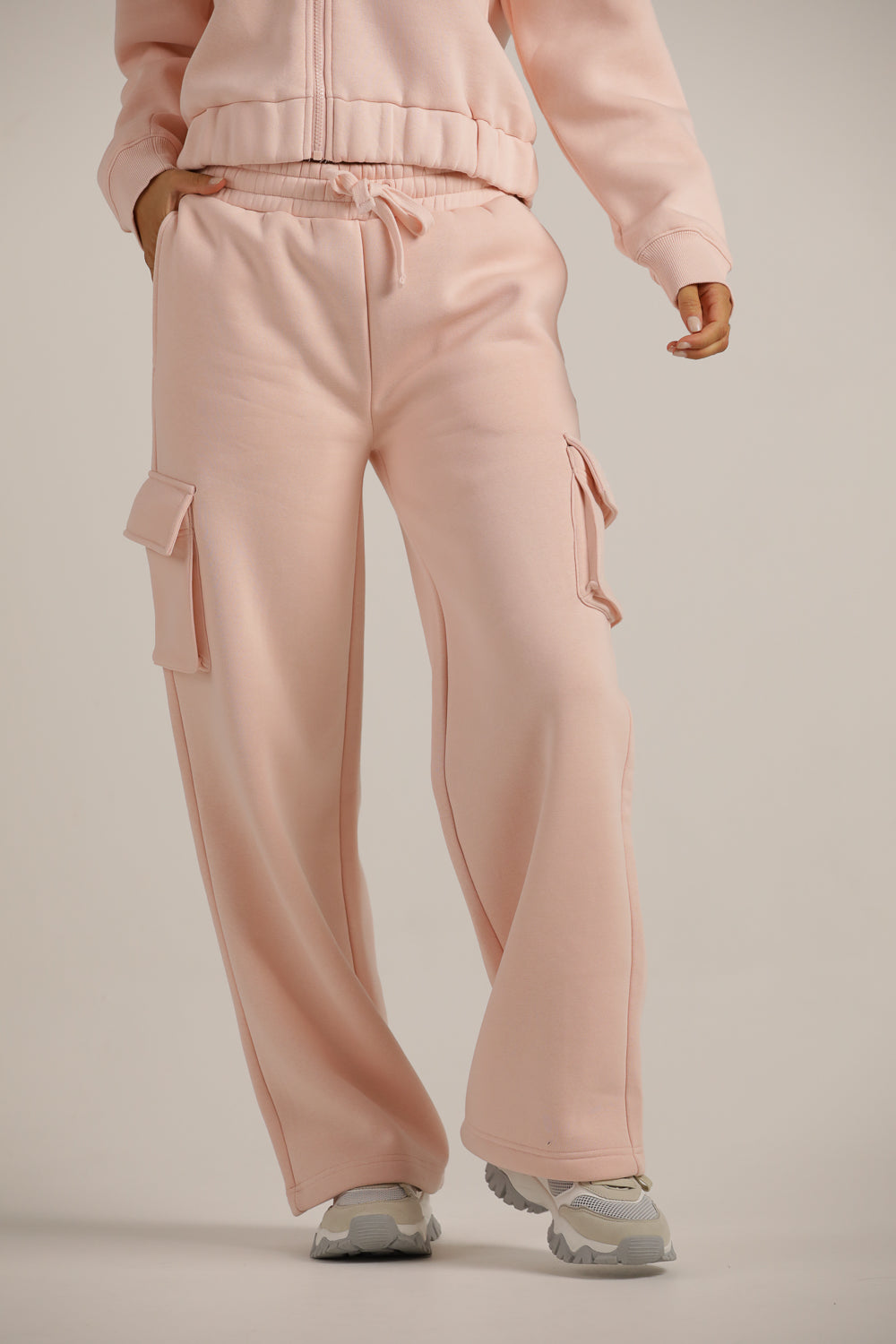 מכנסיים ארוכים עם כיסים בצדדים | קנת קול