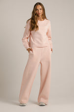 מכנסיים אורכים בגזרה רחבה | קנת קול