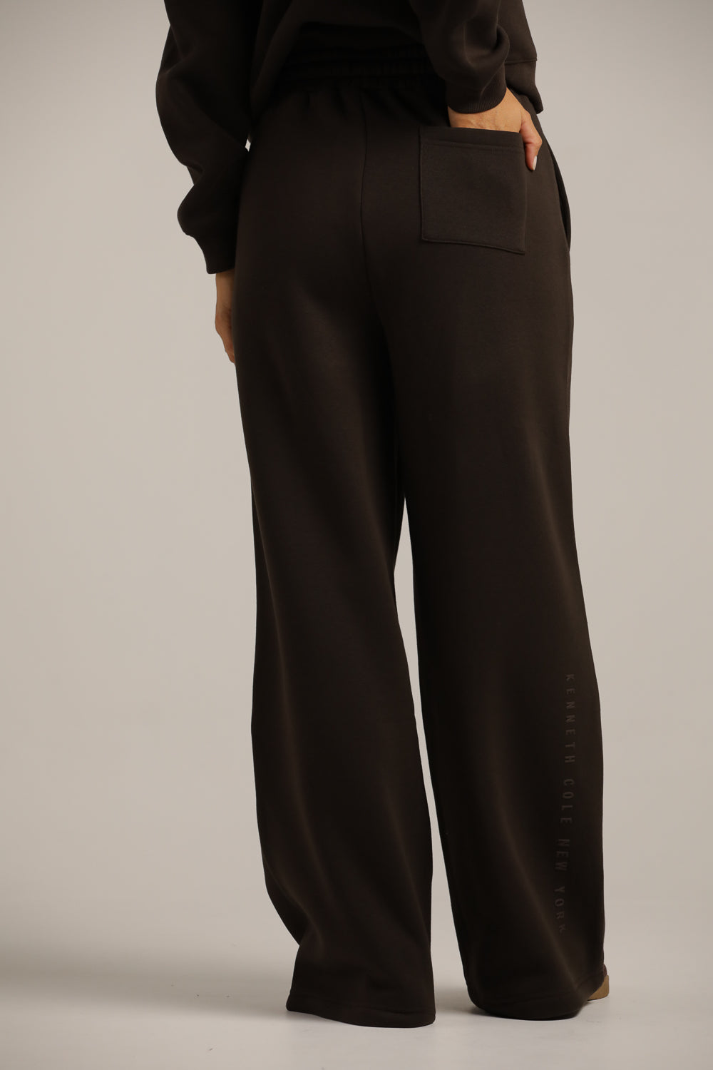 מכנסיים אורכים בגזרה רחבה | קנת קול