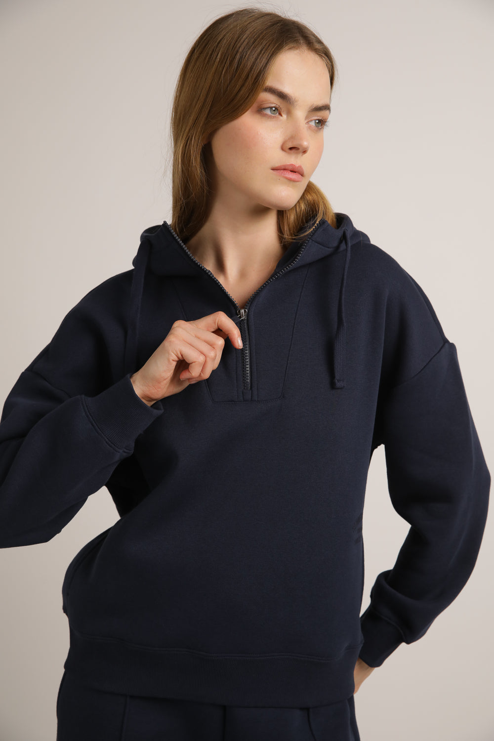 סווטשירט אוברסייז עם קפוצ'ון | קנת קול