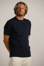 טישרט צווארון עגול עם לוגו | קנת קול