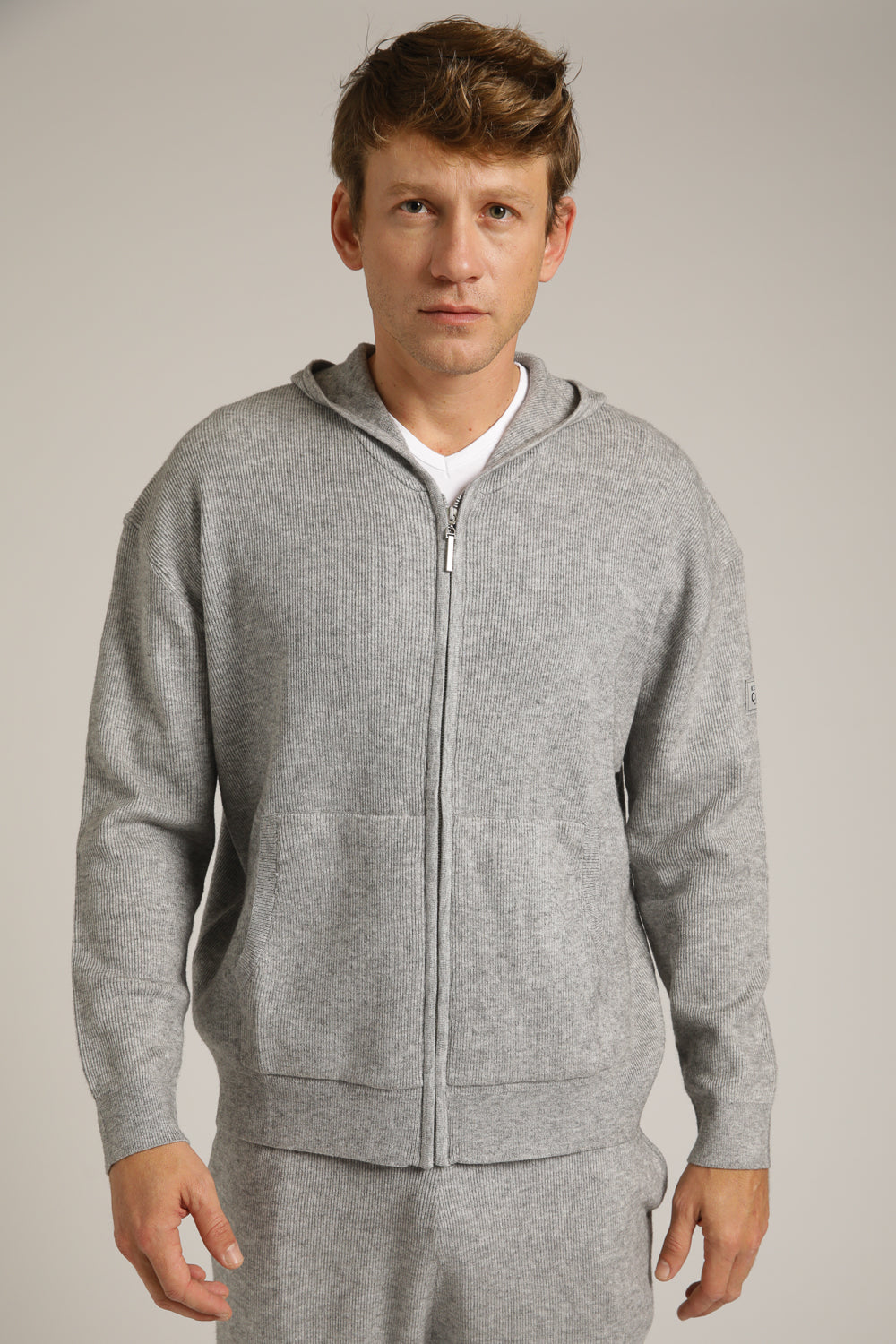 סריג מבד ריב עם קפוצ'ון | קנת קול