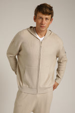 סריג מבד ריב עם קפוצ'ון | קנת קול