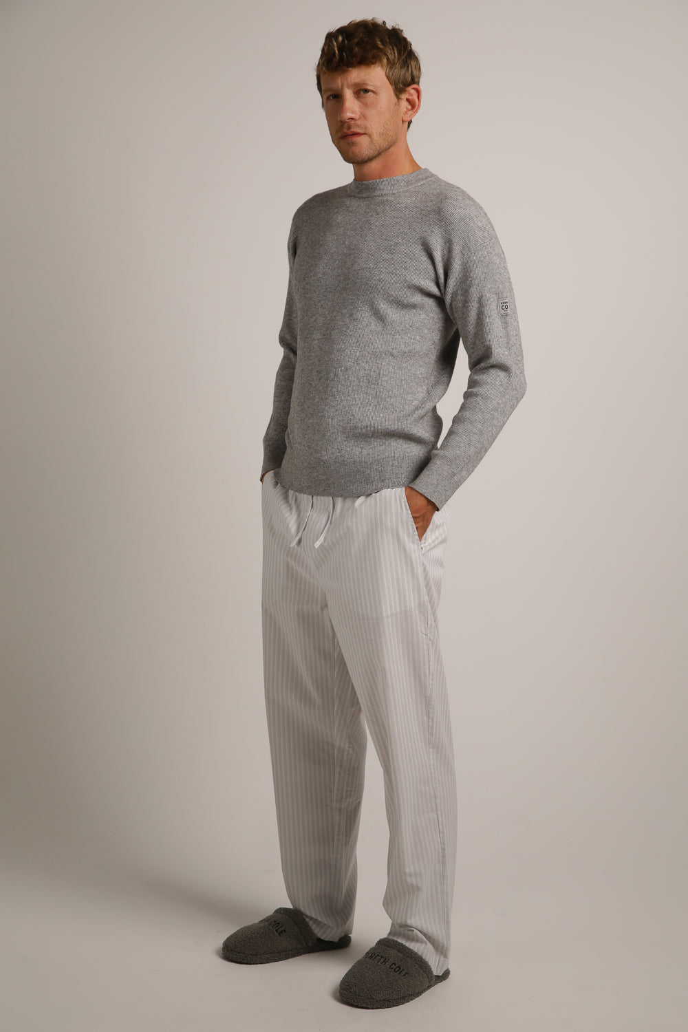 סווטשירט סריג בטקסטורת ריב | קנת קול