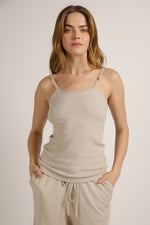 גופיית ספגטי בטקסטורת סריג | קנת קול