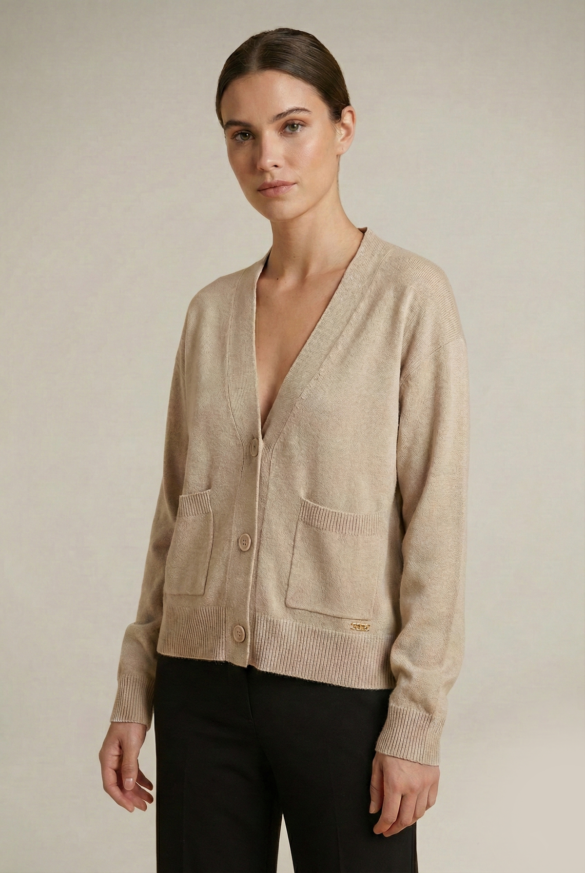 קרדיגן סרוג בגזרת קרופ | קנת קול