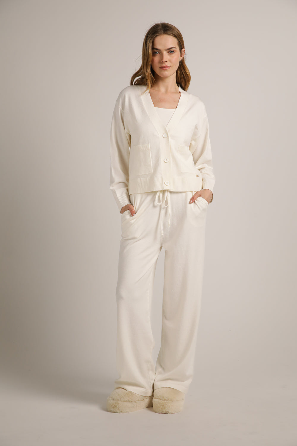 קרדיגן סרוג בגזרת קרופ | קנת קול