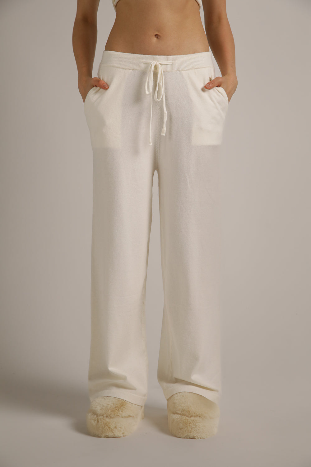 מכנסי סריג בגזרה רחבה | קנת קול