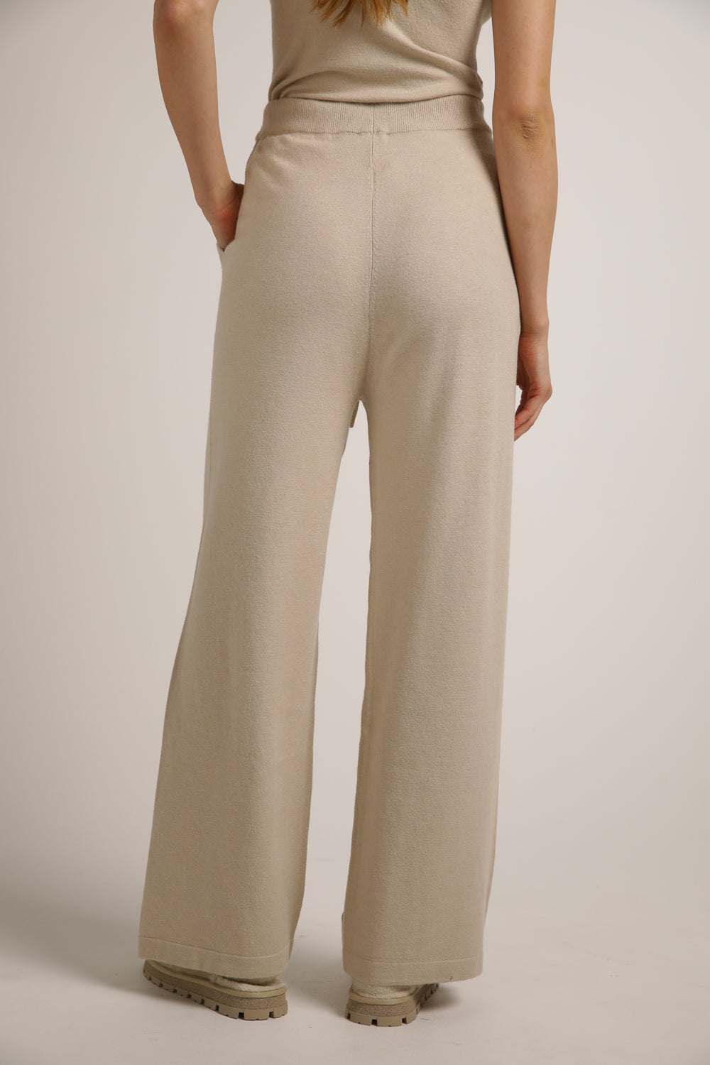 מכנסי סריג בגזרה רחבה | קנת קול