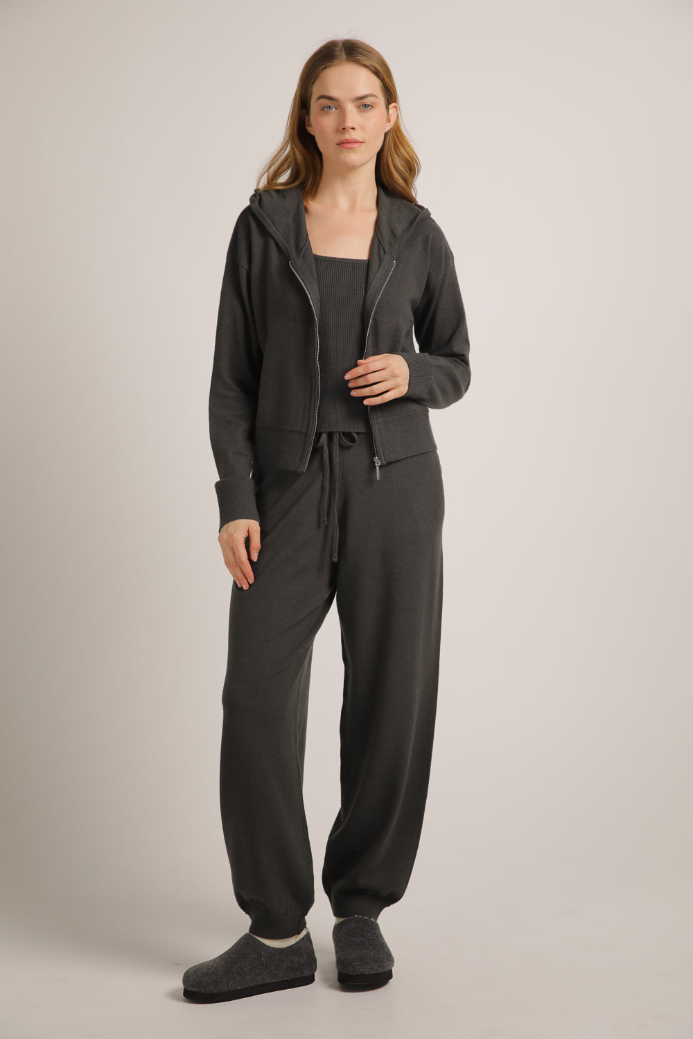 ג'קט סרוג עם קפצ'ון | קנת קול