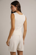 גפיית סריג עם מחשוף מרובע | קנת קול