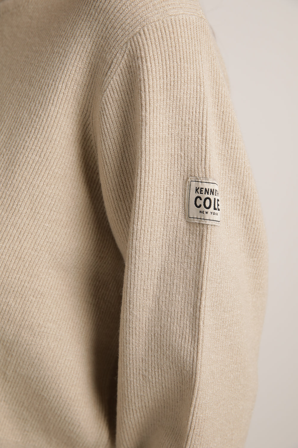 סריג קרופ מבד ריב | קנת קול