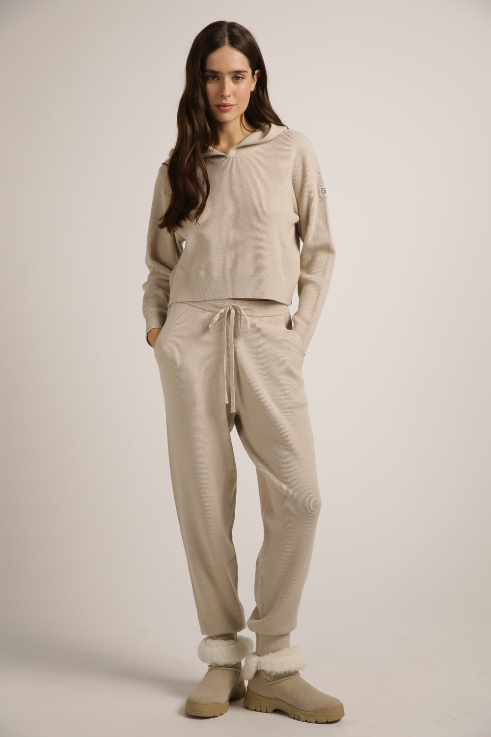 סריג קרופ מבד ריב | קנת קול