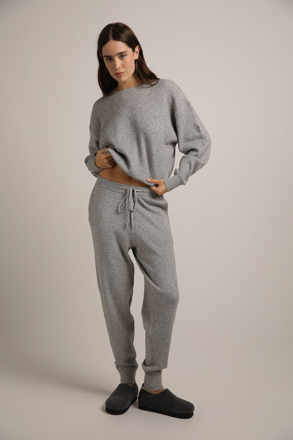 מכנסי טרנינג סריג בגזרה צרה | קנת קול