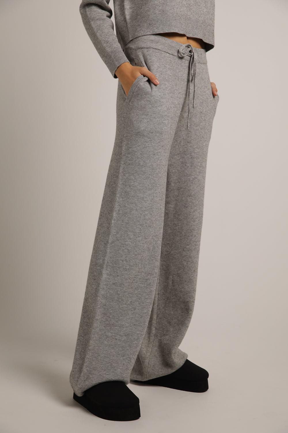 מכנסי סריג בגזרה רחבה | קנת קול