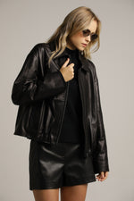 ג'קט בומבר עור עם קפלים | קנת קול