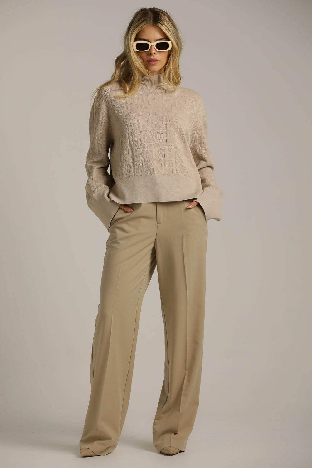 מכנסיים בגזרה ישרה וגבוהה | קנת קול