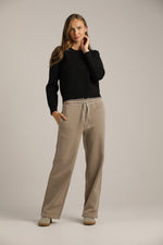 קרדיגן סריג עם לוגו בגב | קנת קול