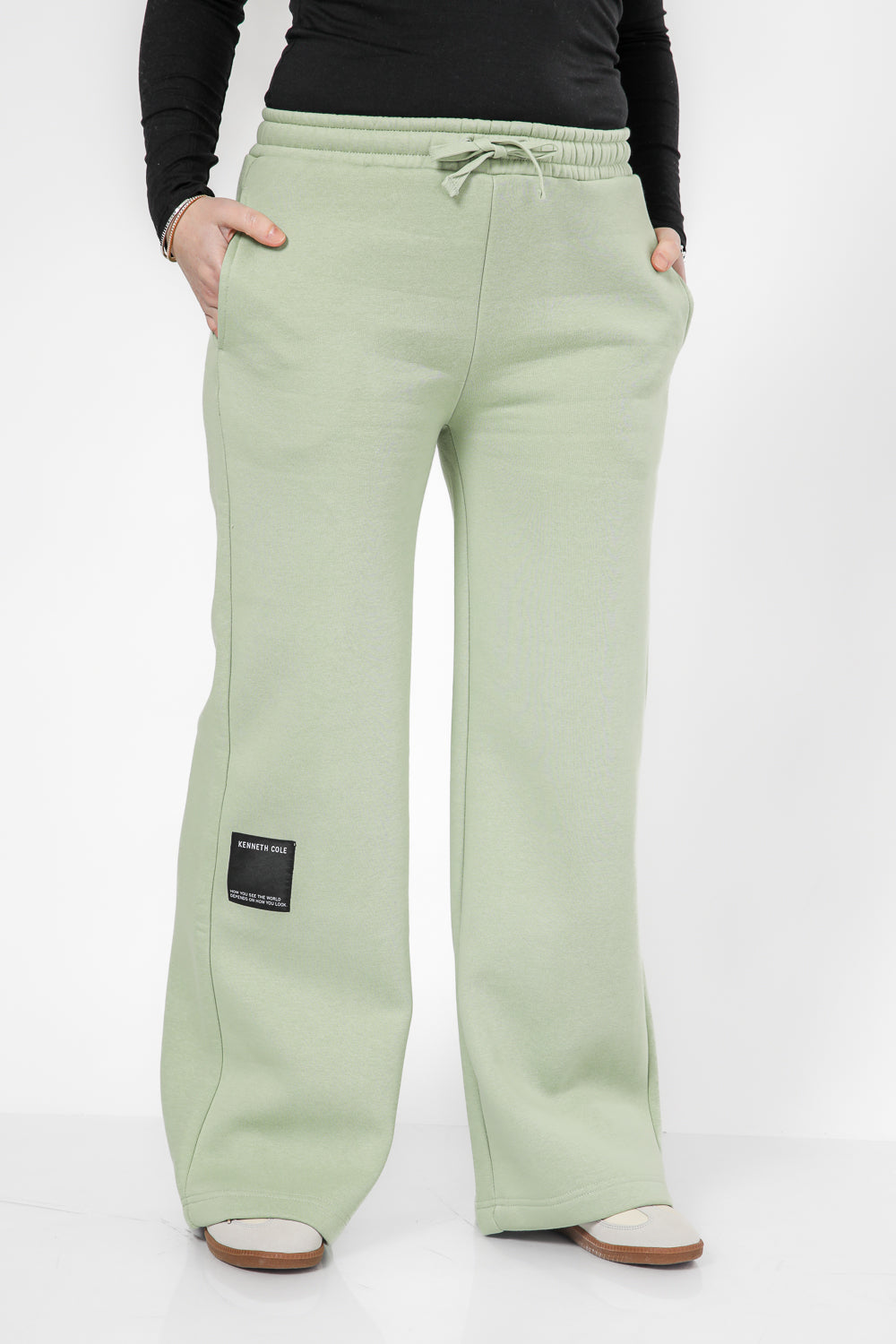 מכנסי טרנינג בגזרת Wide Leg בצבע ירוק