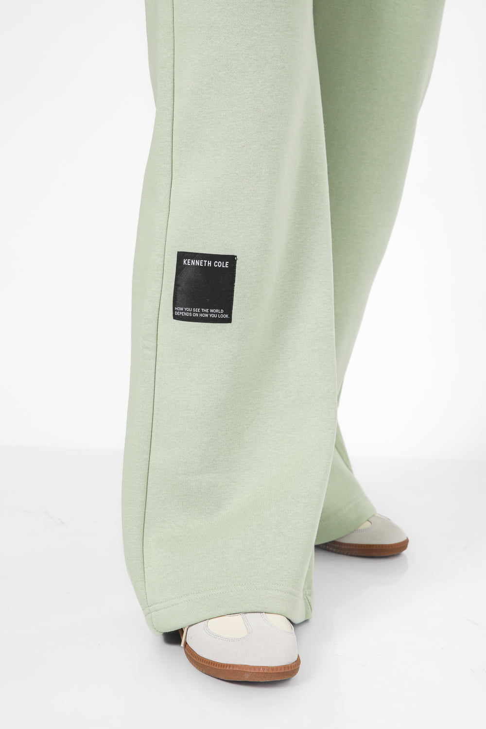 מכנסי טרנינג בגזרת Wide Leg בצבע ירוק