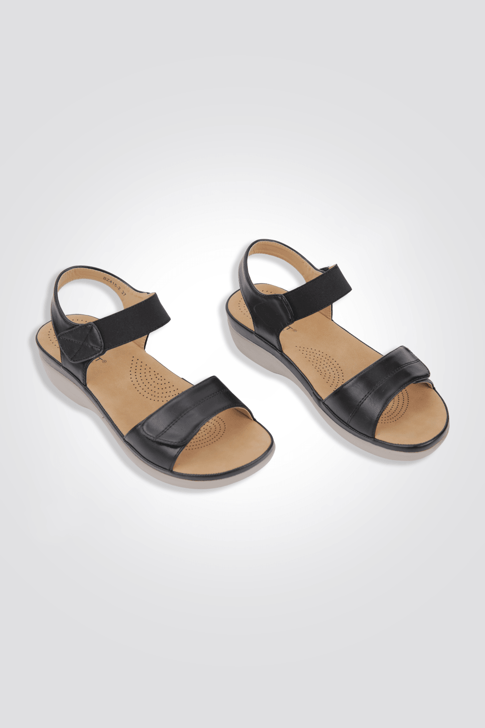 סנדל לנשים בצבע שחור - MASHBIR//365