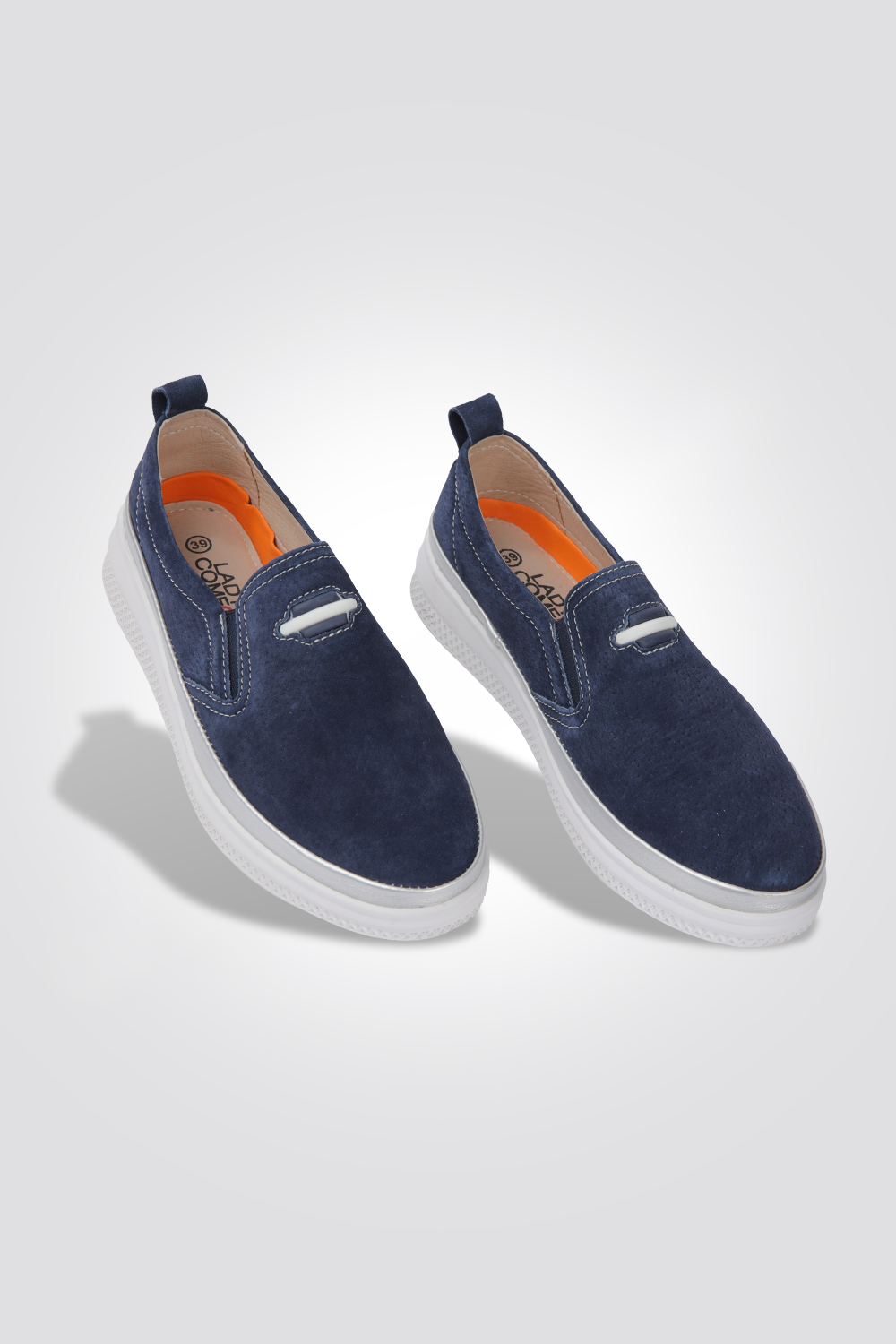 נעל נוחות לנשים בצבע נייבי