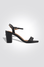 סנדל עקב לנשים בצבע שחור - MASHBIR//365