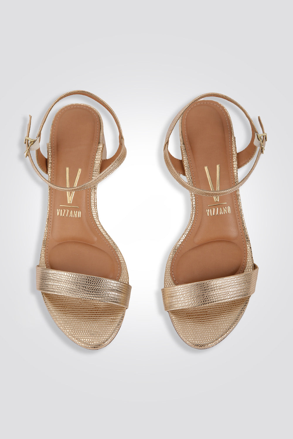 סנדל עקב מנוחש בצבע זהב