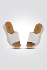 כפכפי פלטפורמה כיווצים בצבע לבן - MASHBIR//365