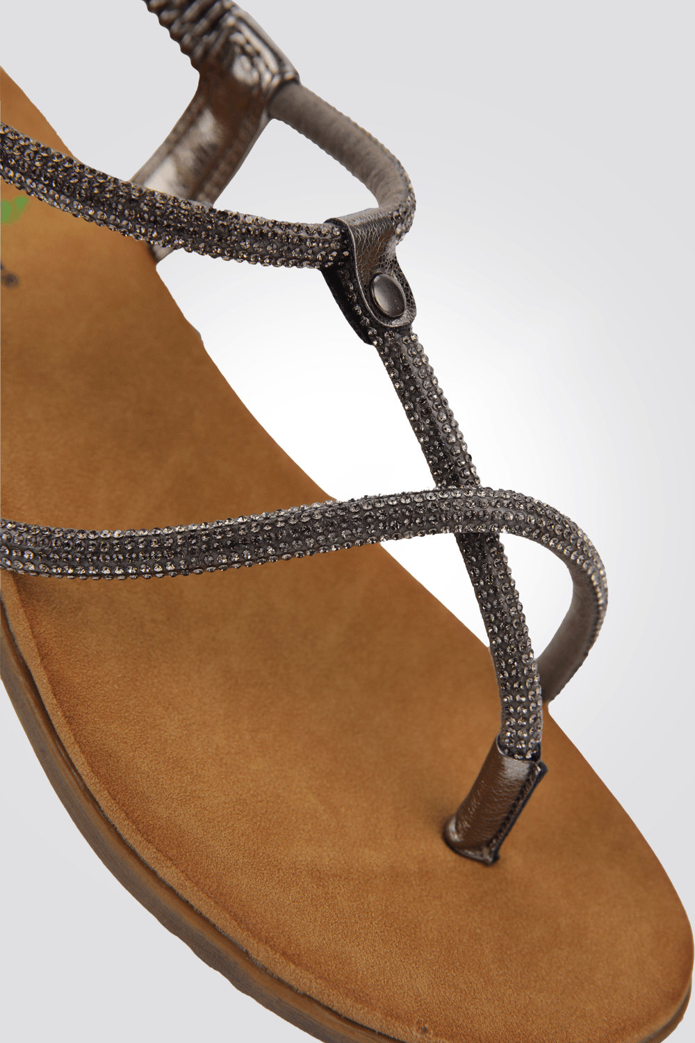 סנדלי אצבע בצבע נחושת - MASHBIR//365