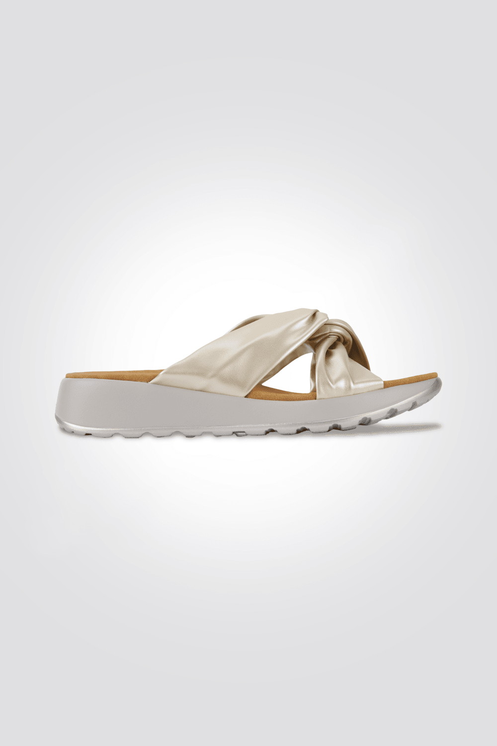 כפכף רצועות מוצלבות בצבע זהב - MASHBIR//365