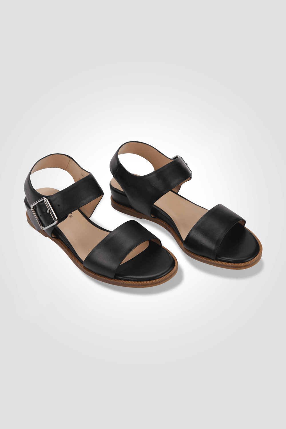 סנדל עור בצבע שחור - MASHBIR//365