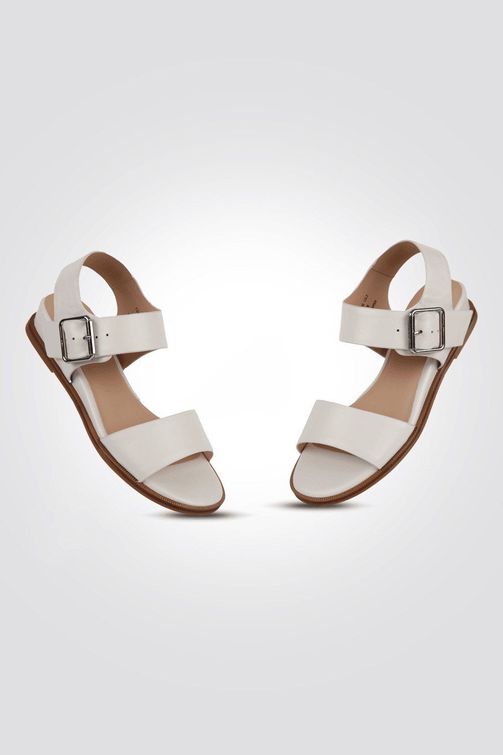 סנדל עור בצבע לבן - MASHBIR//365