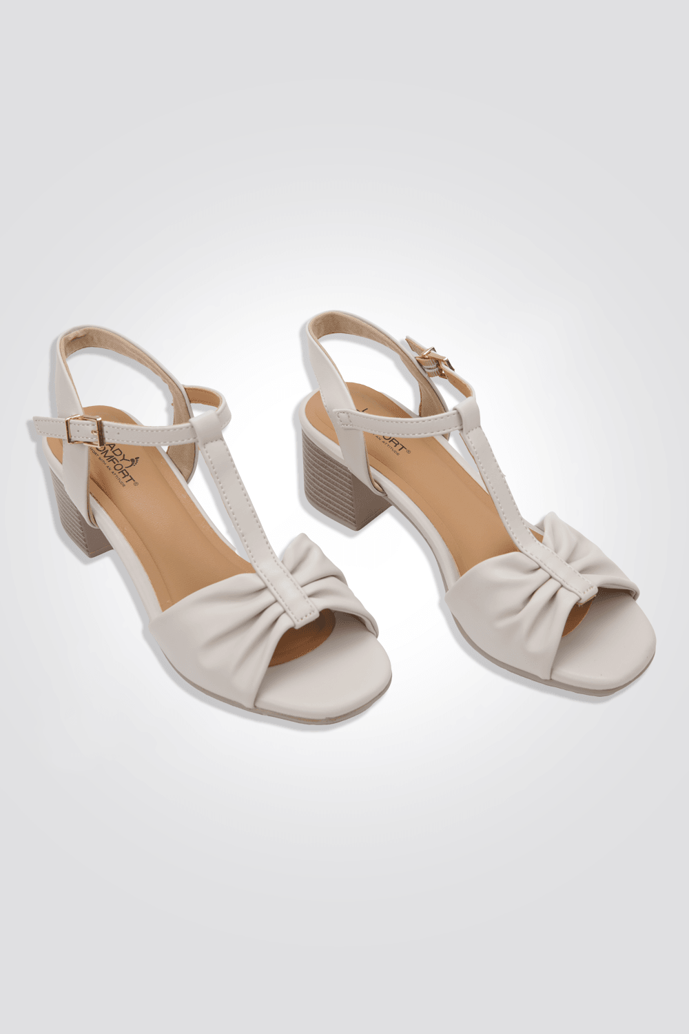 סנדל עקב עם כיווץ בצבע אוף וויט - MASHBIR//365