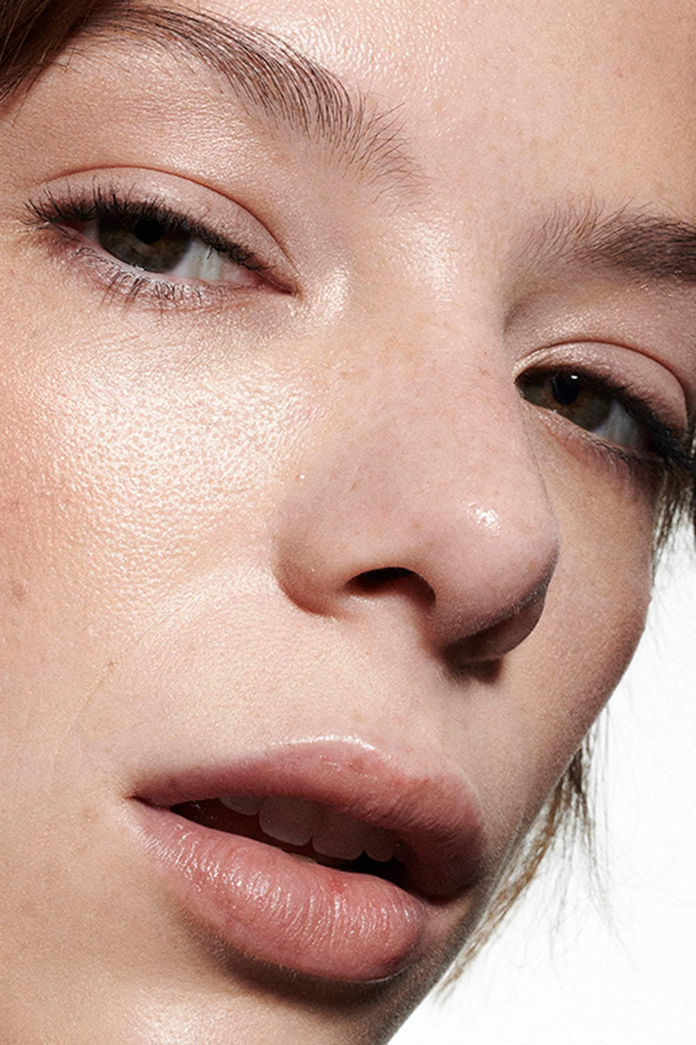 סומק נוזלי בגימור זוהר 4.3 מ"ל