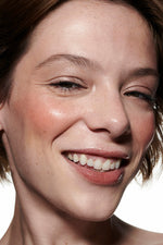 סומק נוזלי בגימור זוהר 4.3 מ"ל