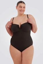 בגד ים שלם לנשים