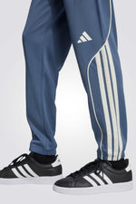 חליפת ספורט לגברים