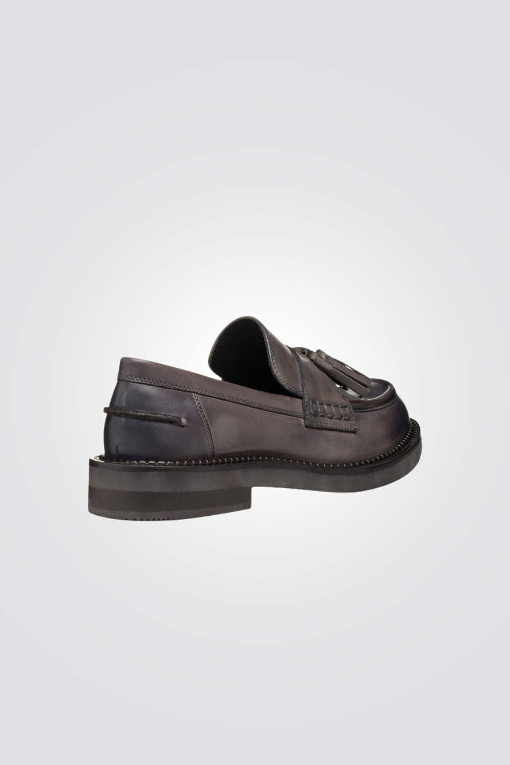 נעלי מוקסין קלאסיות לנשים | ג'יאוקס