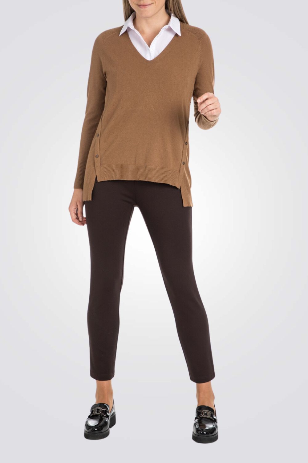 מכנסיים קרופ בסגנון טייץ בצבע חום